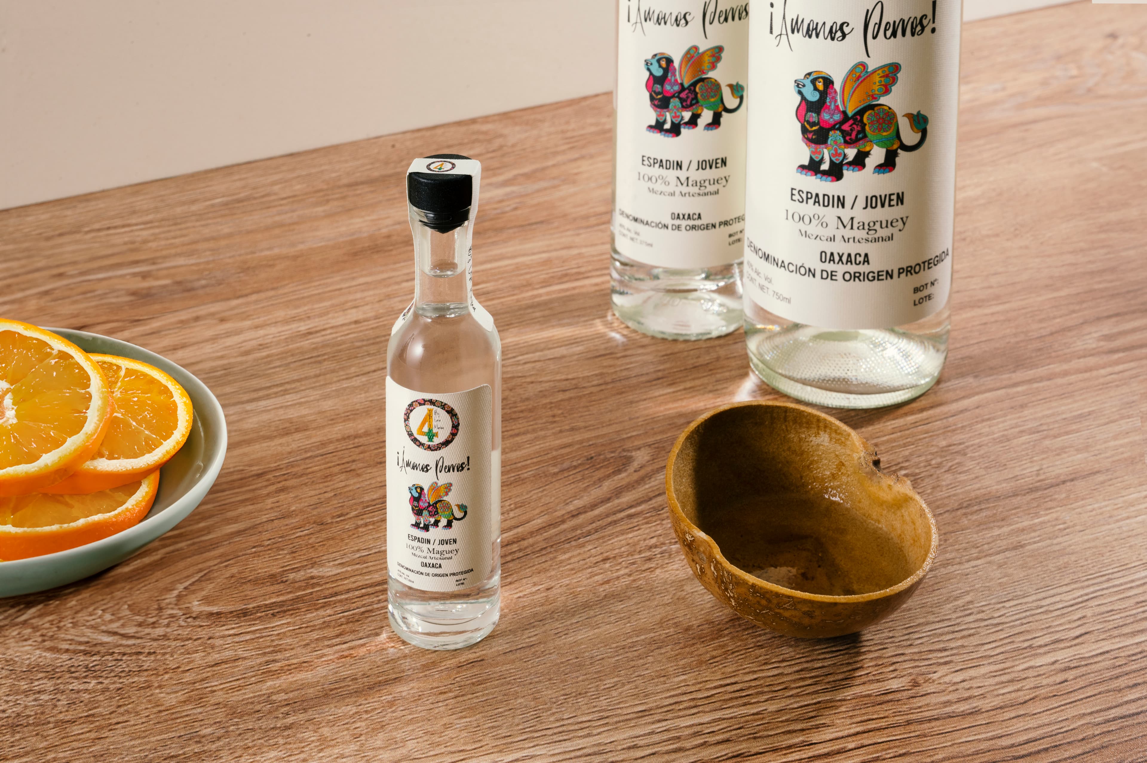 Presentación profesional del mezcal